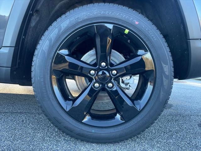 2026 Jeep Grand Cherokee Limited 4x2