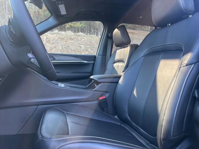 2026 Jeep Grand Cherokee Limited 4x2