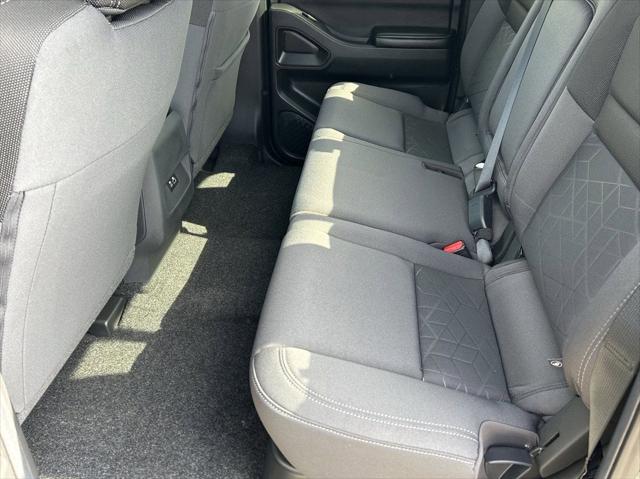 2026 Nissan Frontier Crew Cab SV 4x2