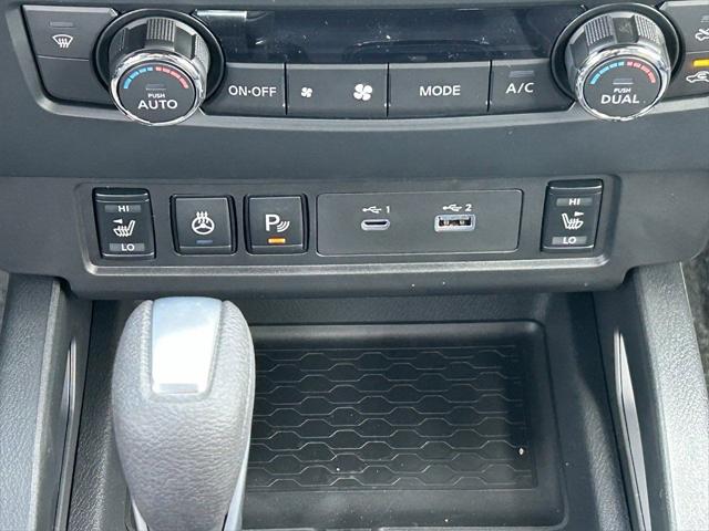2026 Nissan Frontier Crew Cab SV 4x2