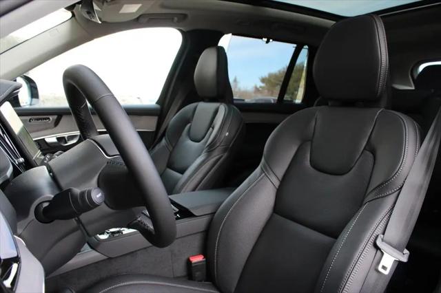 2026 Volvo XC90 Plug-In Hybrid Ultra Dark Theme, T8 AWD, Electric/Gasoline, 7 Seats