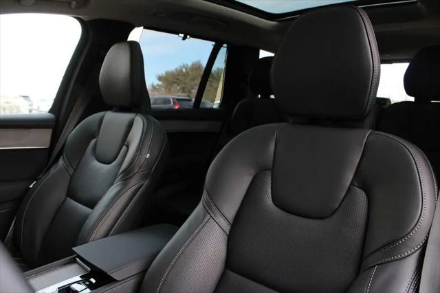 2026 Volvo XC90 Plug-In Hybrid Ultra Dark Theme, T8 AWD, Electric/Gasoline, 7 Seats