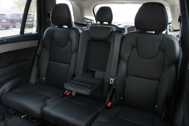 2026 Volvo XC90 Plug-In Hybrid Ultra Dark Theme, T8 AWD, Electric/Gasoline, 7 Seats
