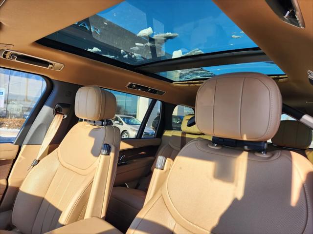 2026 Land Rover Range Rover P530 SE 7 Seat