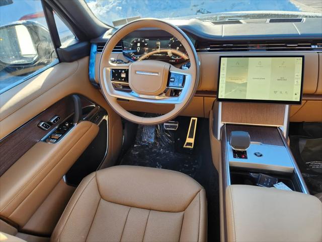 2026 Land Rover Range Rover P530 SE 7 Seat