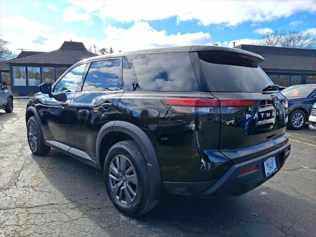 2025 Nissan Pathfinder S 4WD
