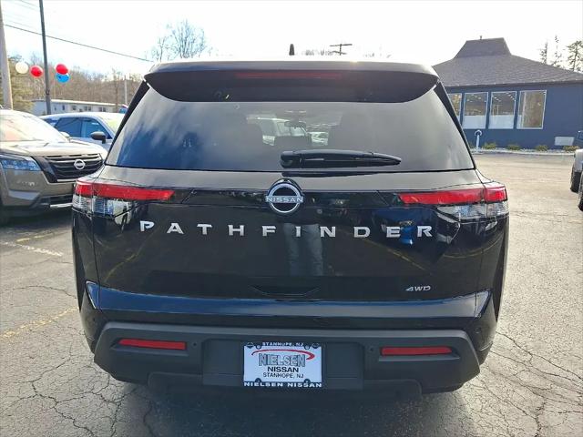 2025 Nissan Pathfinder S 4WD