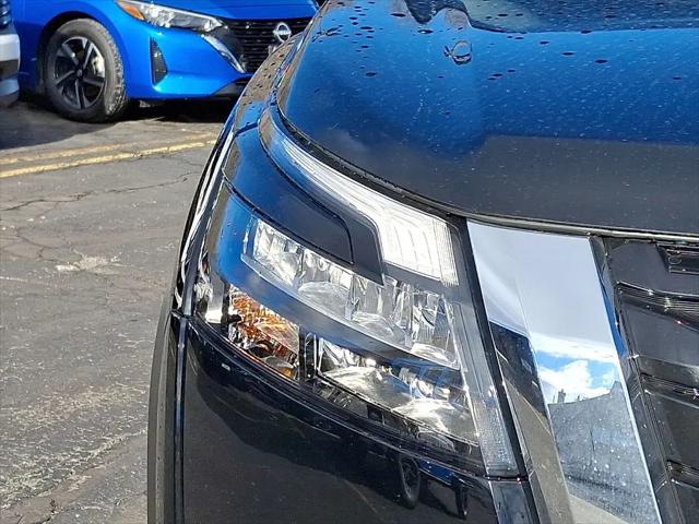 2025 Nissan Pathfinder S 4WD