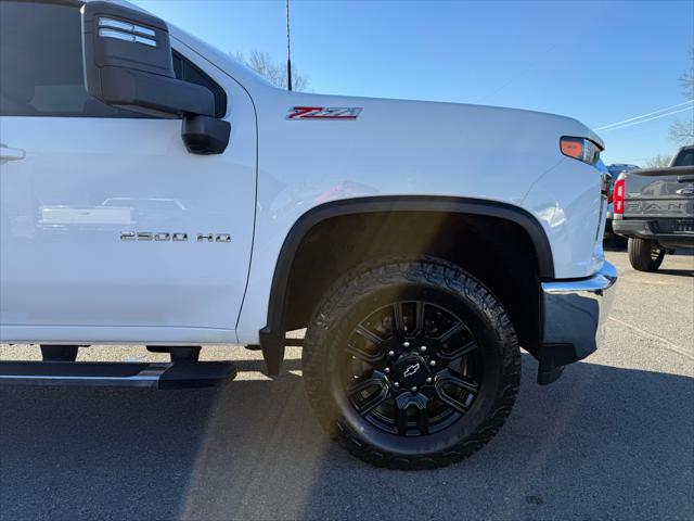 2023 Chevrolet Silverado 2500HD 4WD Crew Cab Standard Bed LT