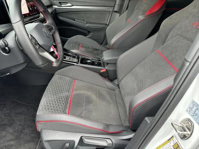 2025 Volkswagen Golf GTI 2.0T SE