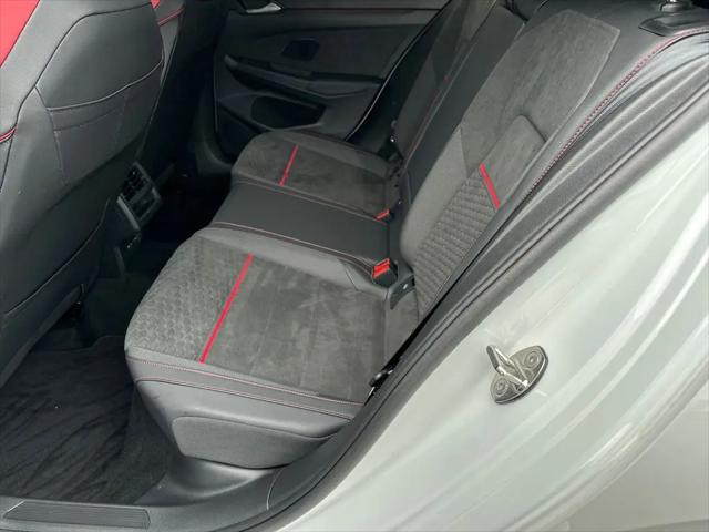 2025 Volkswagen Golf GTI 2.0T SE