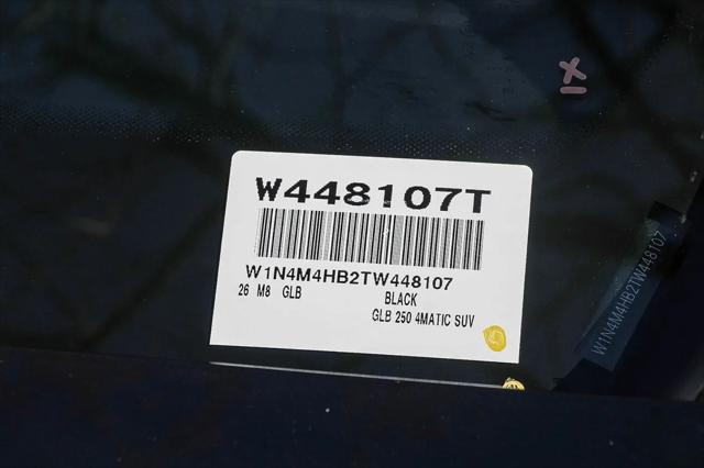 2026 Mercedes-Benz GLB 4MATIC