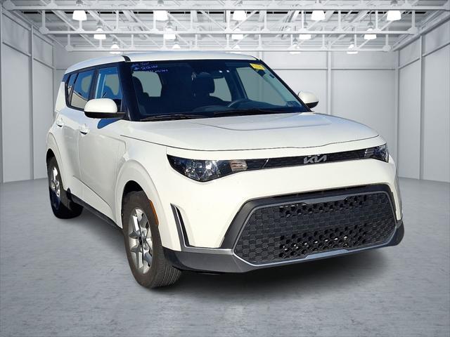 2023 Kia Soul LX 2023 Kia Soul LX