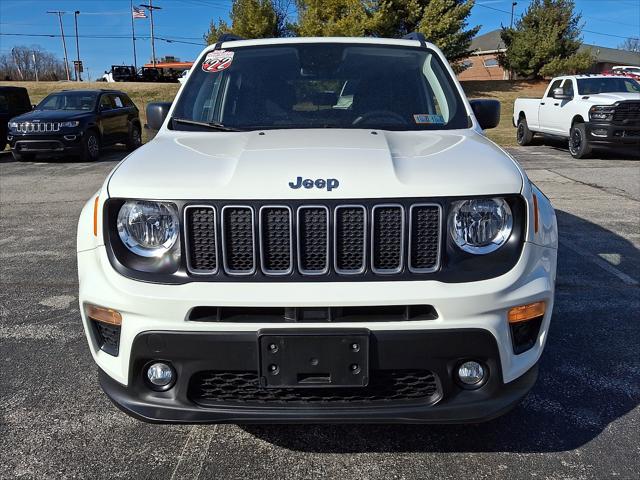 2022 Jeep Renegade Latitude 4x4 2022 Jeep Renegade Latitude 4x4