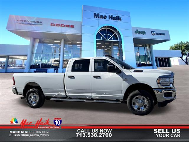 2023 RAM 3500 Tradesman Crew Cab 4x4 8 Box
