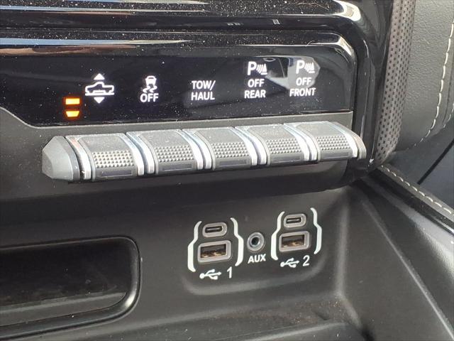 2023 Ram 1500 Limited Crew Cab 4x4 5'7" Box