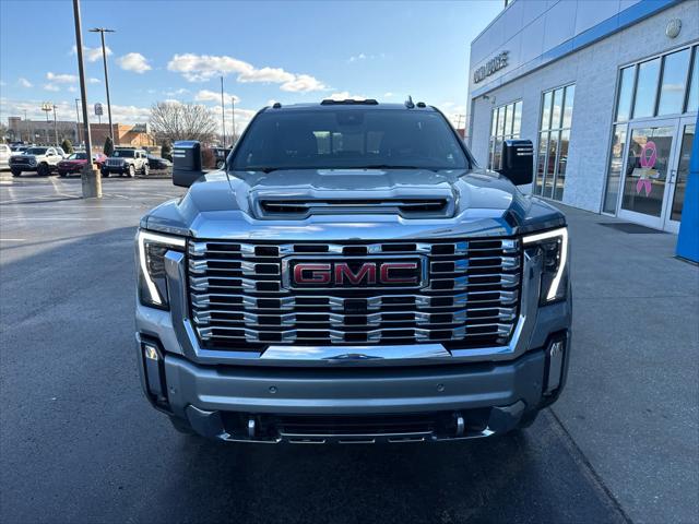 2025 GMC Sierra 2500HD 4WD Crew Cab Standard Bed Denali