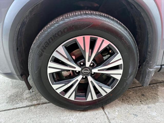 2022 Nissan Rogue SV Intelligent AWD [11]