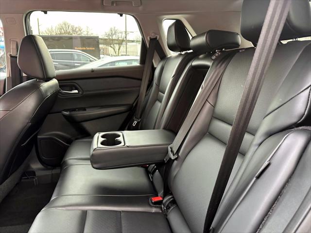 2022 Nissan Rogue SV Intelligent AWD [16]