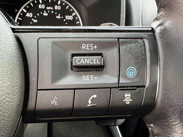 2022 Nissan Rogue SV Intelligent AWD [32]