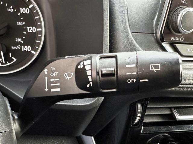 2022 Nissan Rogue SV Intelligent AWD [35]