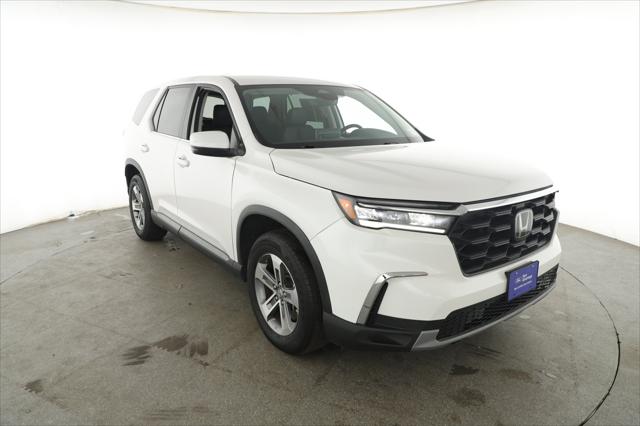 2023 Honda Pilot AWD EX-L 8 Passenger