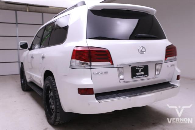 2013 Lexus LX 570 