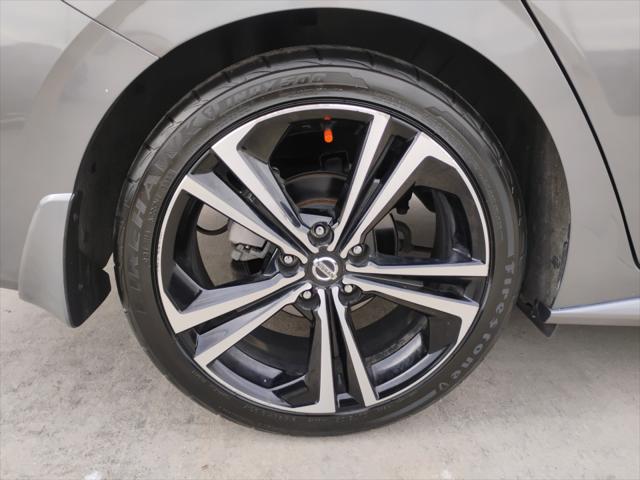 2021 Nissan Sentra SR Xtronic CVT