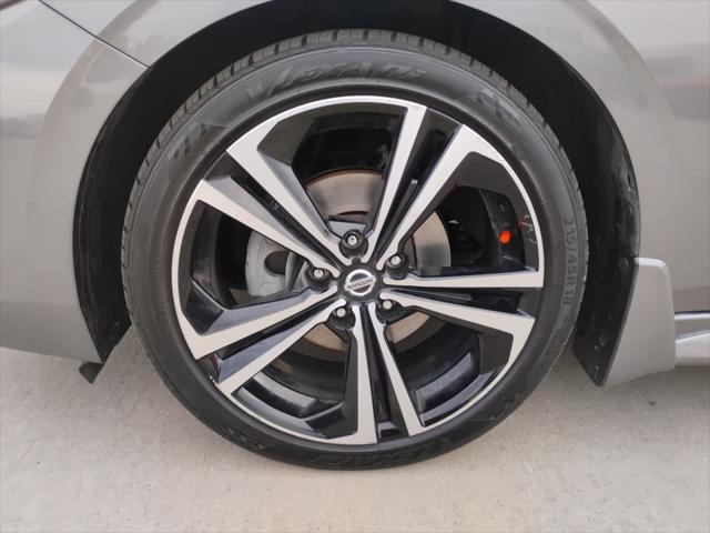 2021 Nissan Sentra SR Xtronic CVT