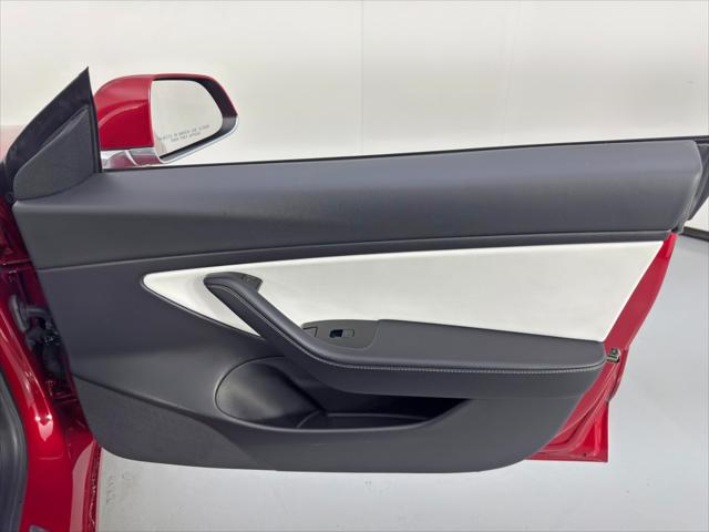 2020 Tesla Model 3 Standard Range Plus Rear-Wheel Drive