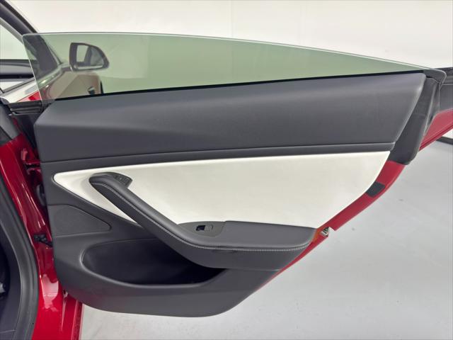 2020 Tesla Model 3 Standard Range Plus Rear-Wheel Drive