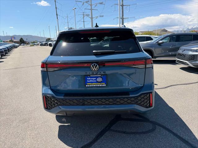 2026 Volkswagen Tiguan SE R-Line Black