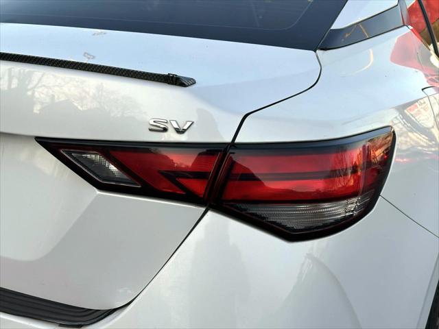 2020 Nissan Sentra SV Xtronic CVT [13]