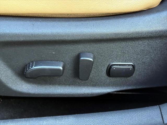 2020 Nissan Sentra SV Xtronic CVT [22]