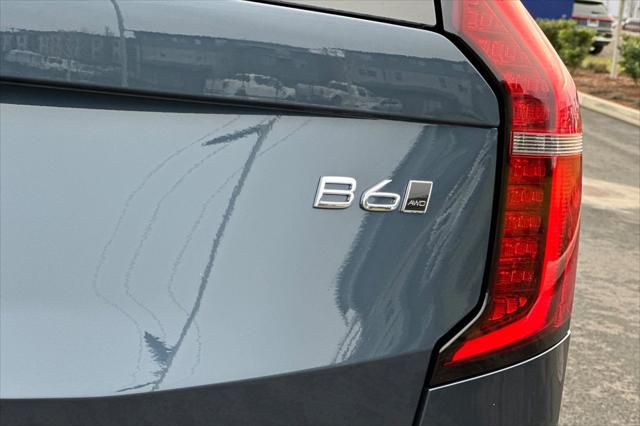 2026 Volvo XC90 Plus, B6 AWD Gas (mild hybrid), Gasoline, Bright, 7 Seats