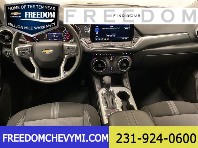 2025 Chevrolet Blazer AWD 2LT