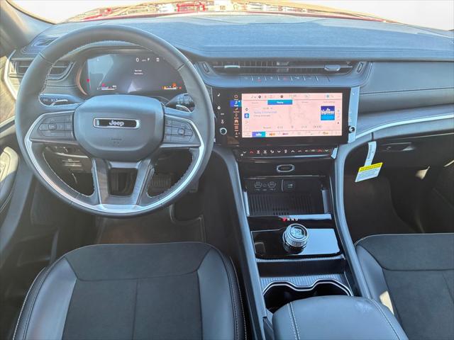 2026 Jeep Grand Cherokee Altitude 4x2