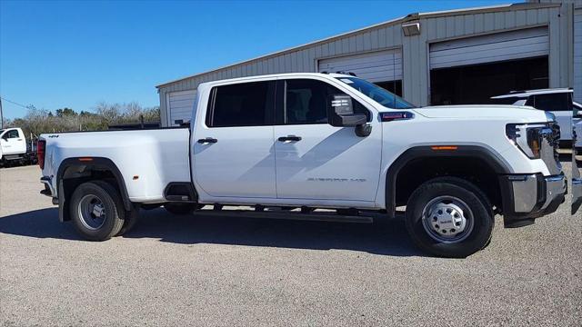 2026 GMC Sierra 3500HD Crew Cab, Long Bed, Pro Dual Rear Wheel, 4WD