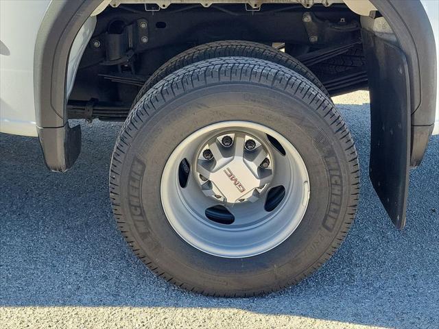 2026 GMC Sierra 3500HD Crew Cab, Long Bed, Pro Dual Rear Wheel, 4WD