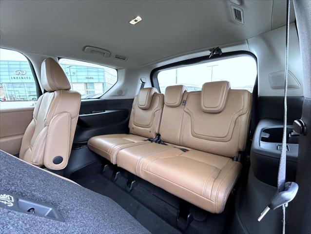 2026 INFINITI QX80 LUXE AWD