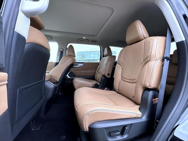 2026 INFINITI QX80 LUXE AWD