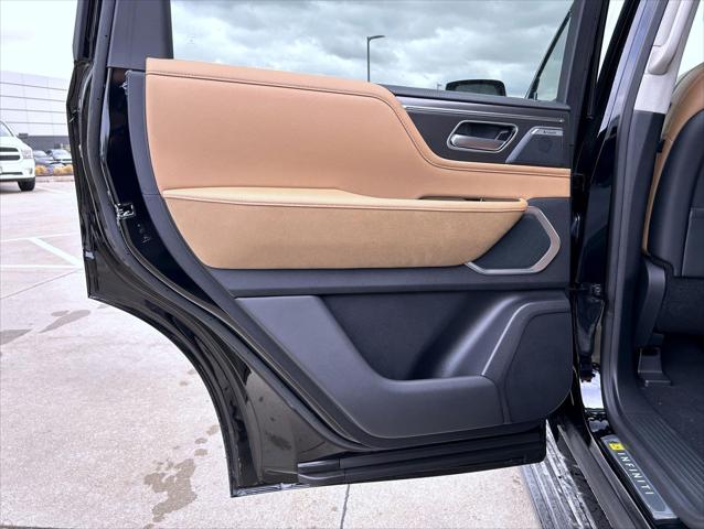 2026 INFINITI QX80 LUXE AWD