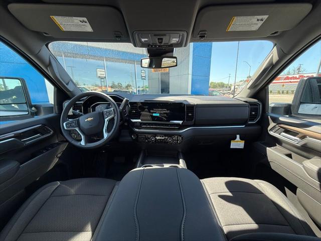 2026 Chevrolet Silverado 2500HD Crew Cab, Standard Bed, LT, 4WD