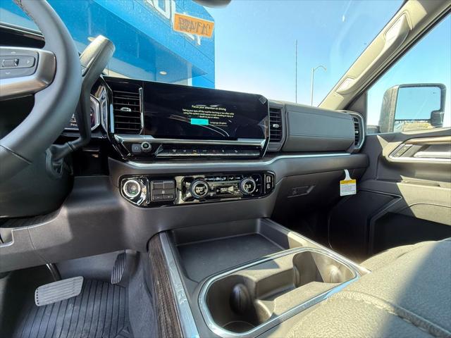 2026 Chevrolet Silverado 2500HD Crew Cab, Standard Bed, LT, 4WD