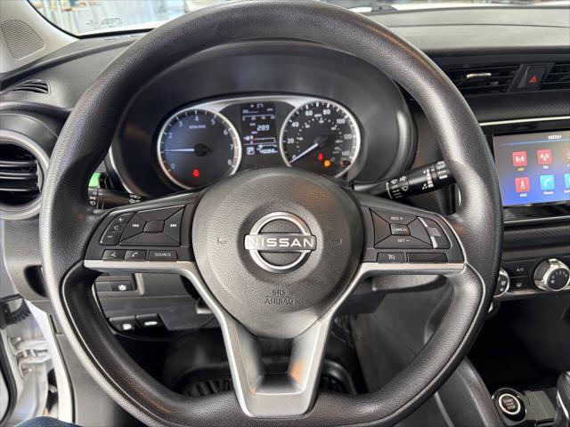 2022 Nissan Kicks S Xtronic CVT