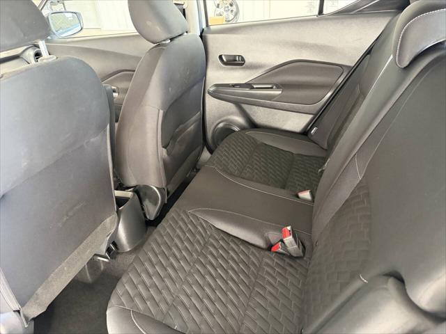 2022 Nissan Kicks S Xtronic CVT