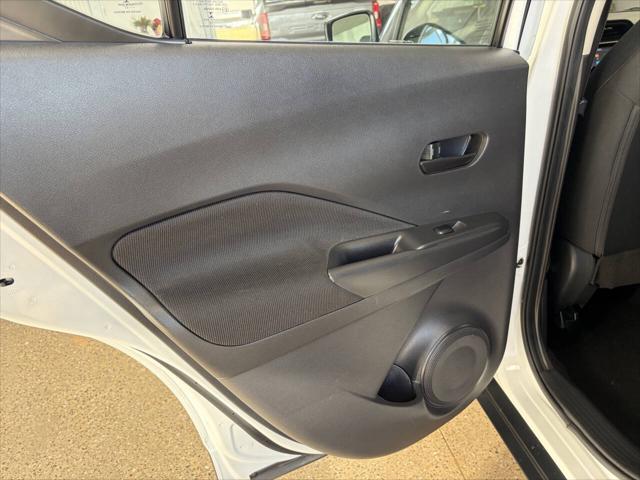 2022 Nissan Kicks S Xtronic CVT