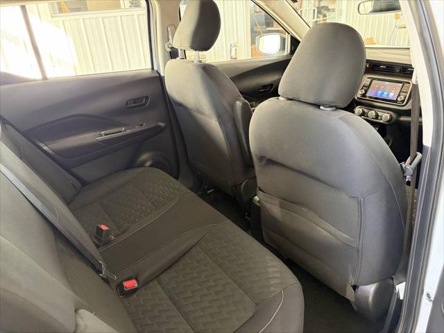 2022 Nissan Kicks S Xtronic CVT