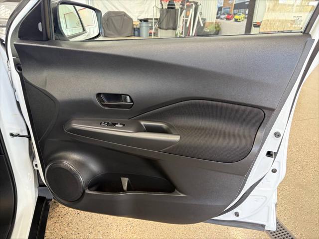 2022 Nissan Kicks S Xtronic CVT