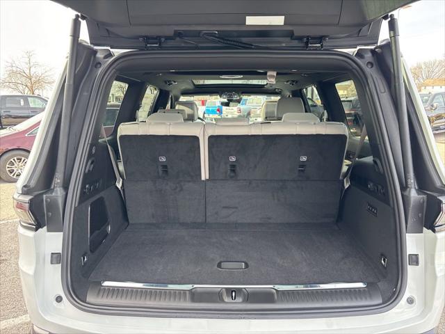 2026 Jeep Grand Wagoneer Summit Obsidian 4x4